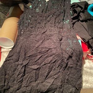 American Eagle black lace tank